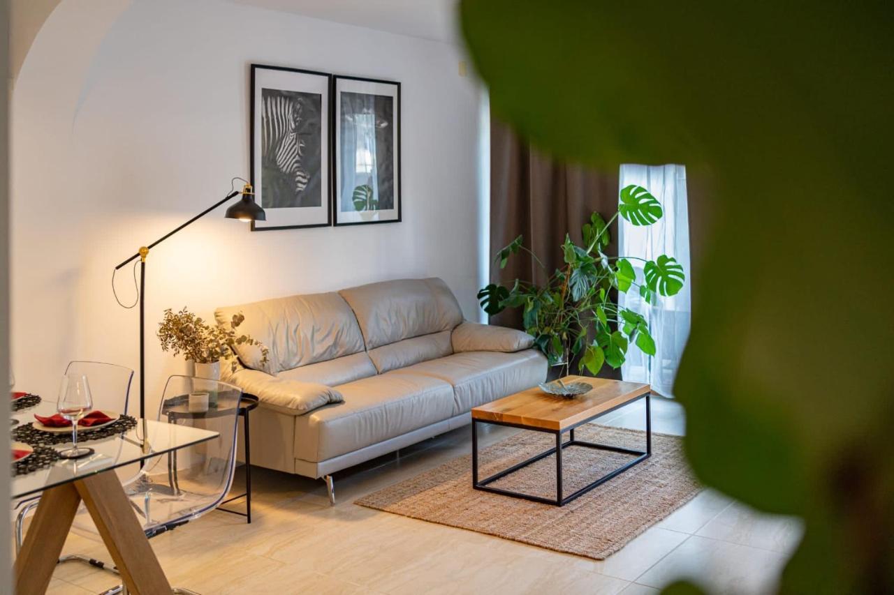 City Home Bucureşti Ngoại thất bức ảnh